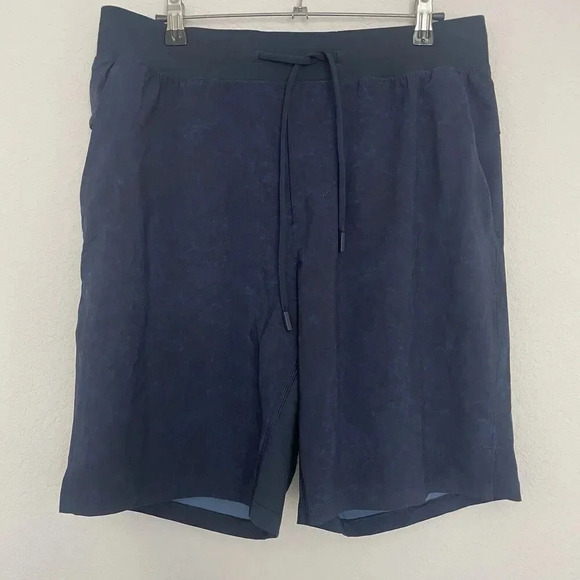 Lululemon T.H.E. Short Mens Size Large Linerless Gravel Dust True Navy - Picture 2 of 7